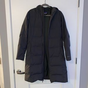 Patagonia woman’s parka size M